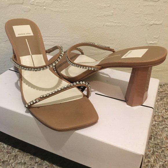 Dolce Vita Naylin Heels Beige Sz 8.5 - Picture 1 of 3